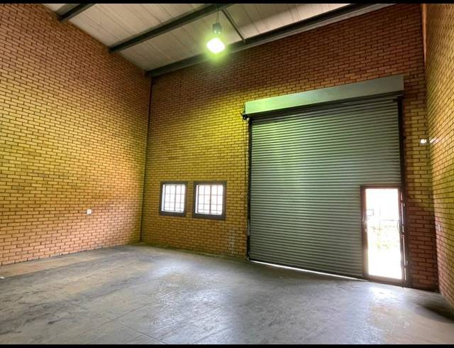 INDUSTRIAL PROPERTY TO RENT IN HENNOPSPARK